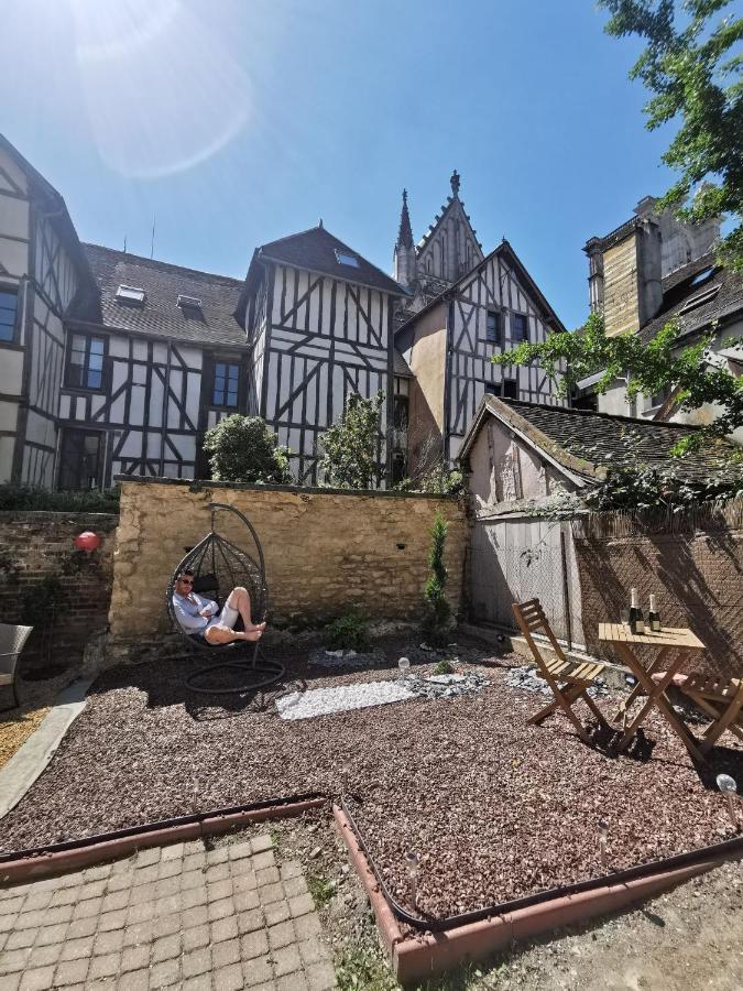 Le Chat De La Cathedrale - Calme - Jardin - Wifi Труа Экстерьер фото